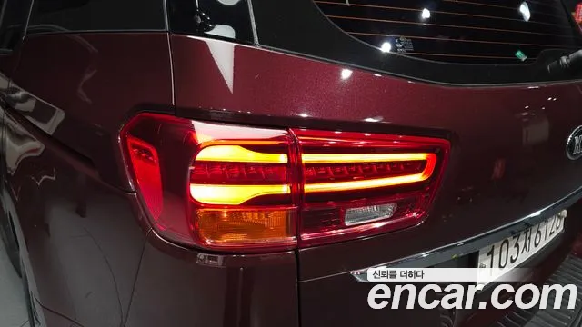 2019 Kia Canival 9-Seater Luxury, photograph 12