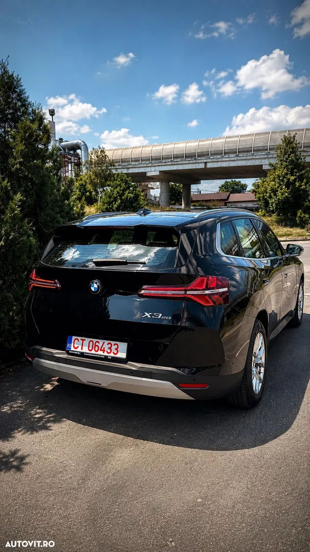 2025 BMW X3 20 xDrive AT MHEV, photograph 3