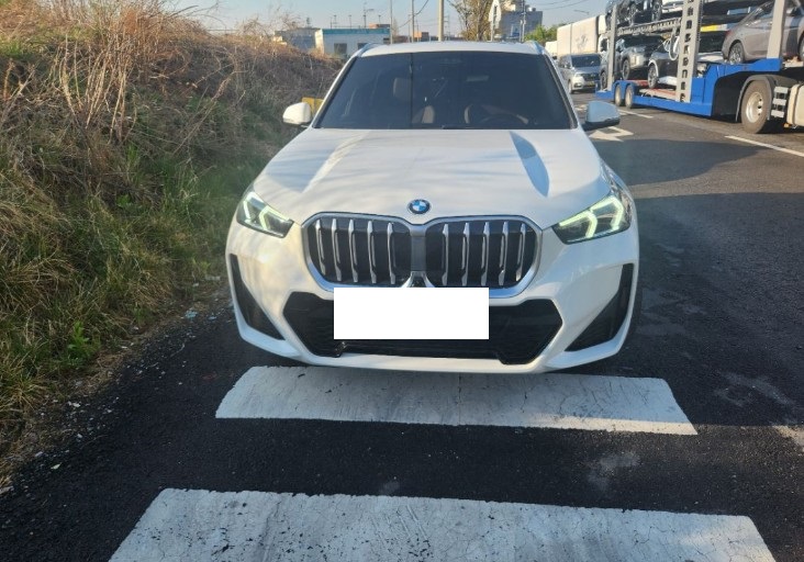 2024 BMW X1 xDrive20i, photograph 4