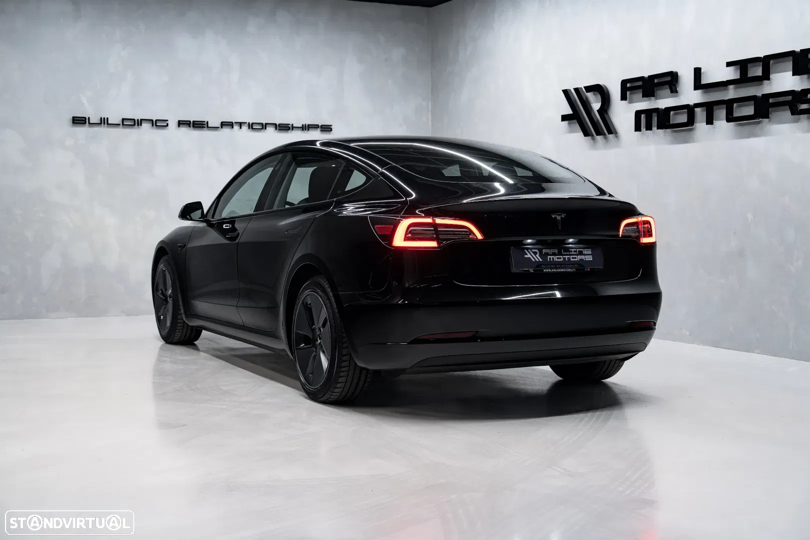 2023 Tesla Model 3 Standard Range Plus RWD, photograph 10