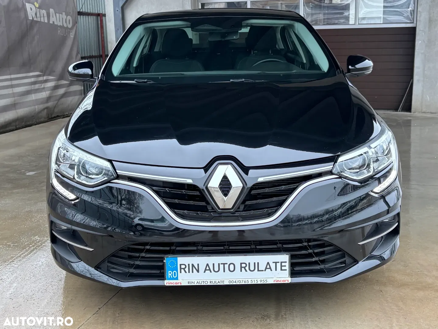 2024 Renault Megane TCe 140 GPF EDC BUSINESS EDITION, photograph 2