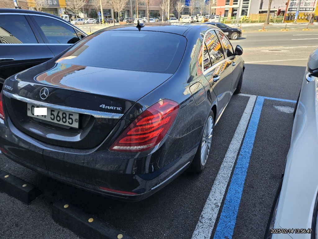2017 Mercedes-Benz S350 d 4Matic L, photograph 3