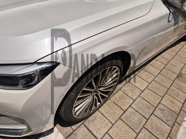 2021 BMW 730d xDrive, photograph 3