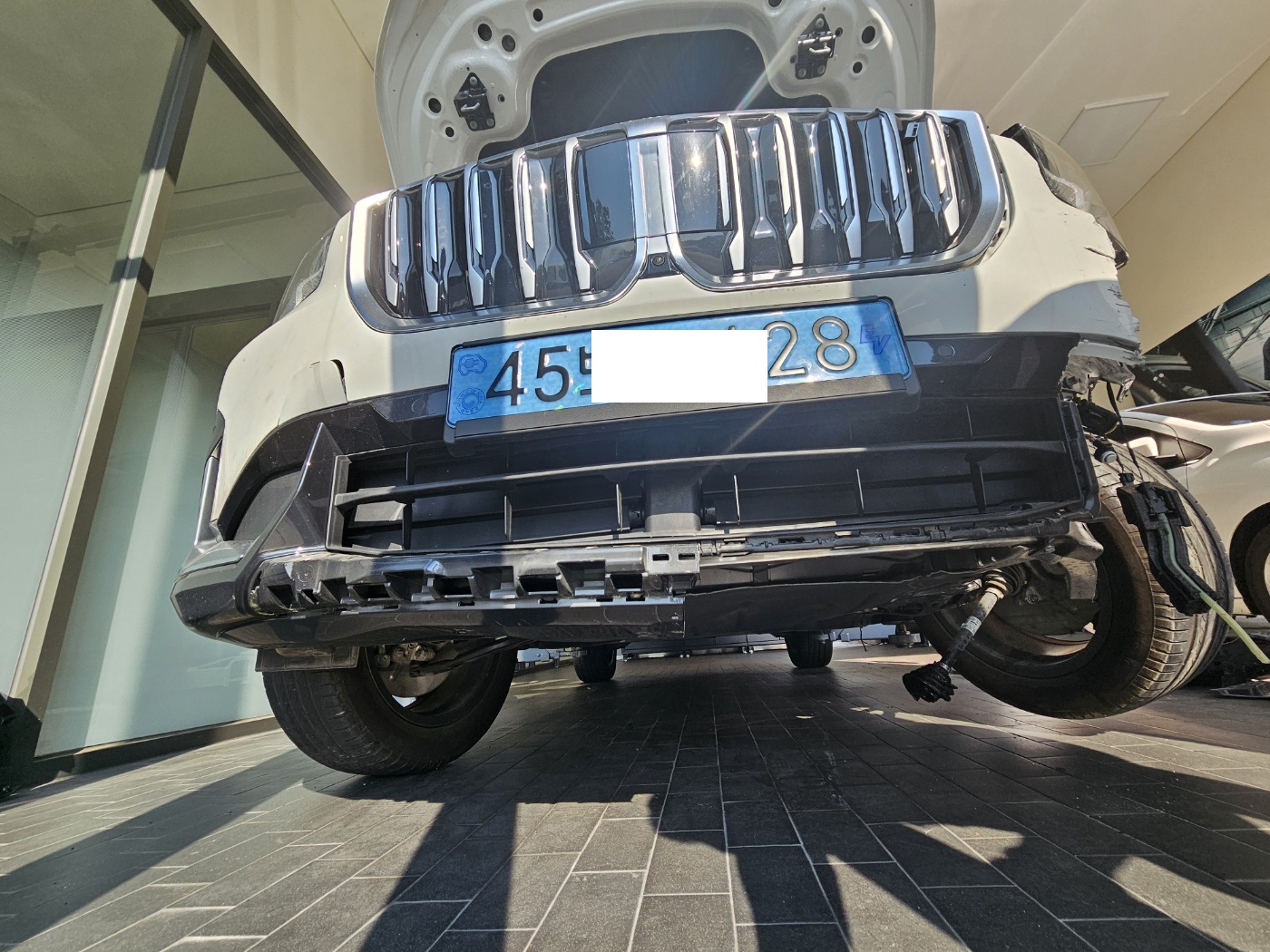 2023 BMW ix1xdrive30, photograph 1