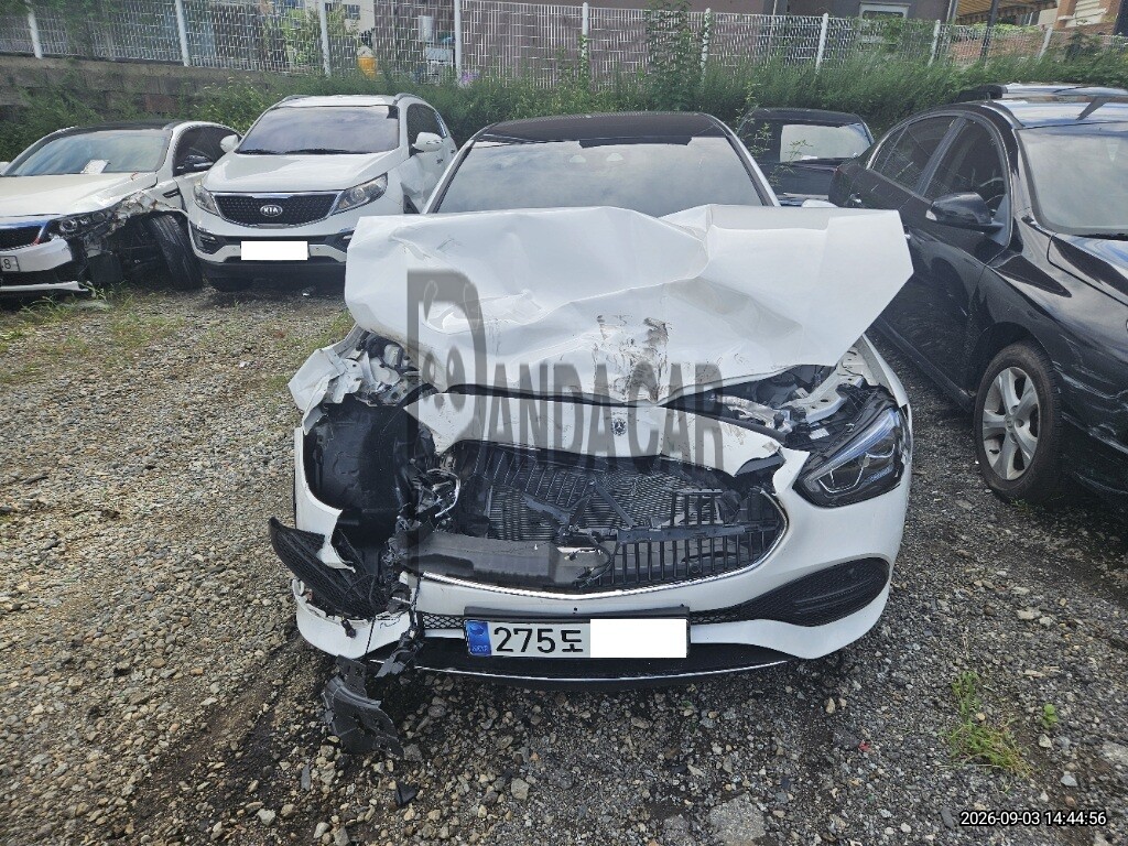 2024 Mercedes-Benz C 300 4MATIC, photograph 1