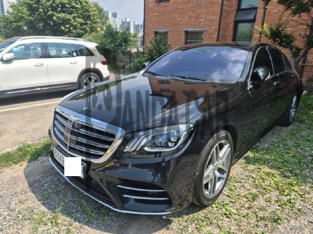 2019 Mercedes-Benz S350 d 4MATIC, photograph 3