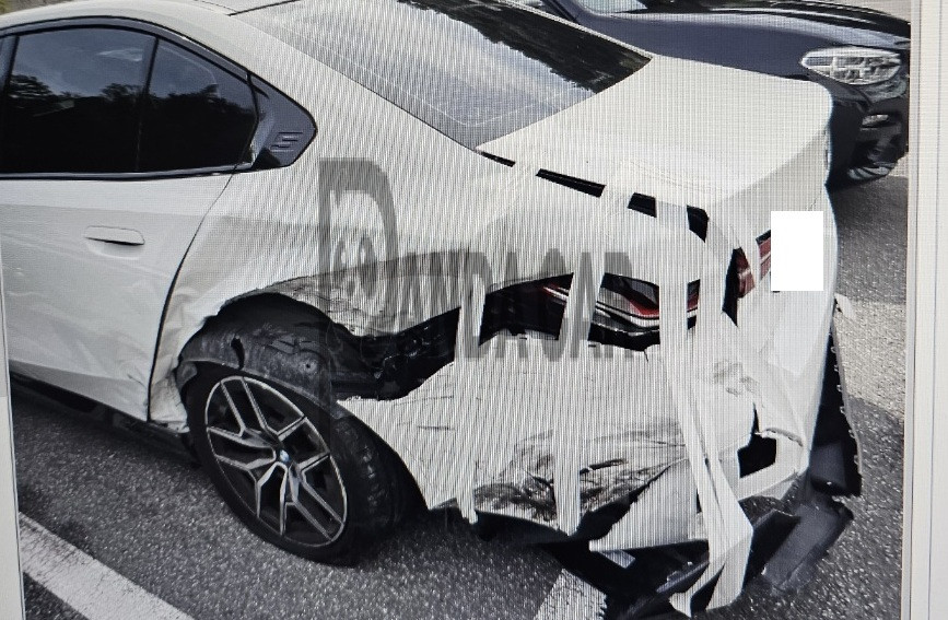 2024 BMW 520i, photograph 1