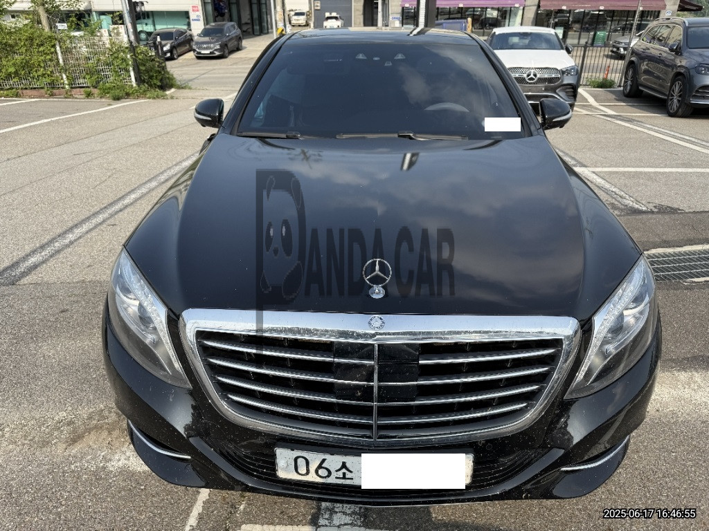2017 Mercedes-Benz S400 4Matic L, photograph 1