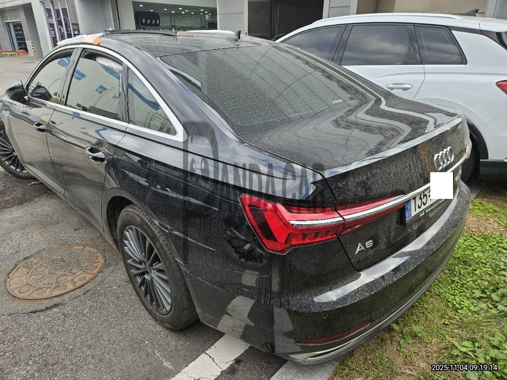 2025 Audi A6 45 TFSI, photograph 2