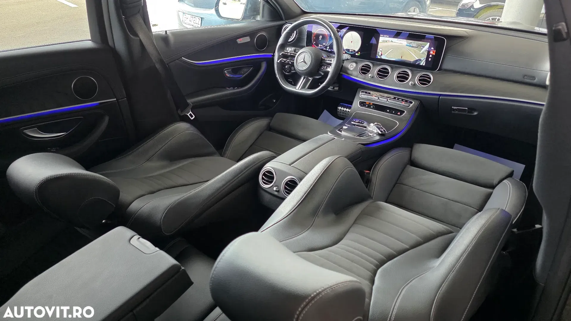 2021 Mercedes-Benz E 300 Aut., photograph 2
