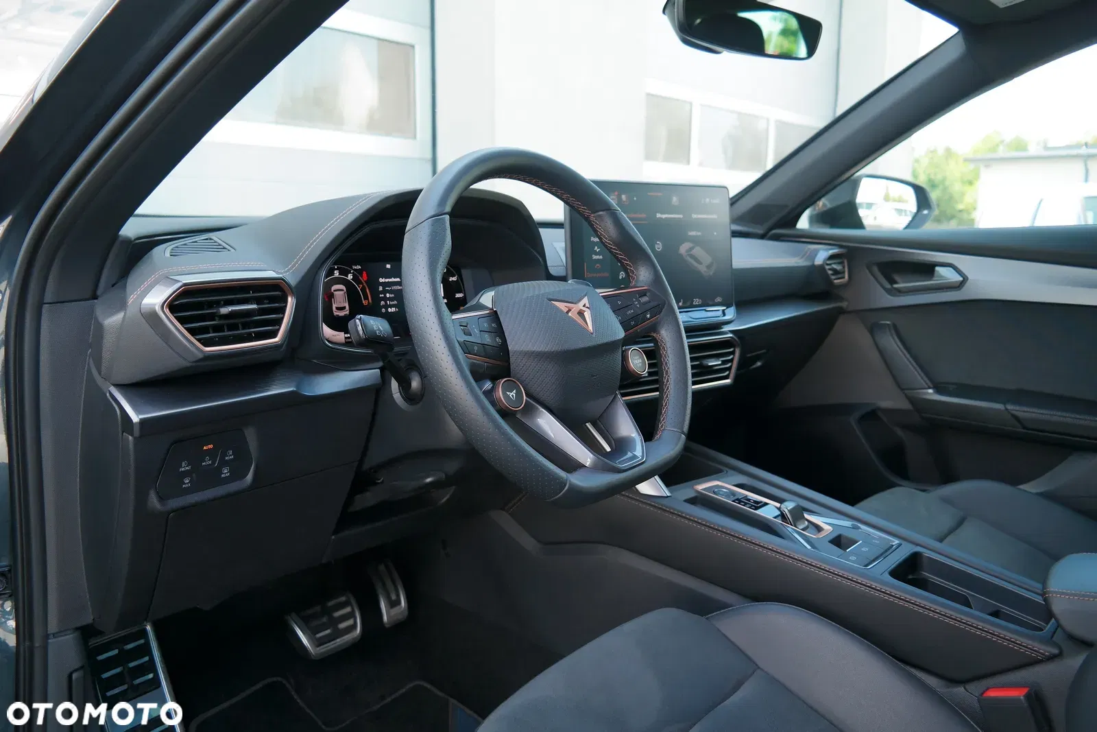 2025 Cupra Formentor 1.5 eTSI mHEV DSG, photograph 7