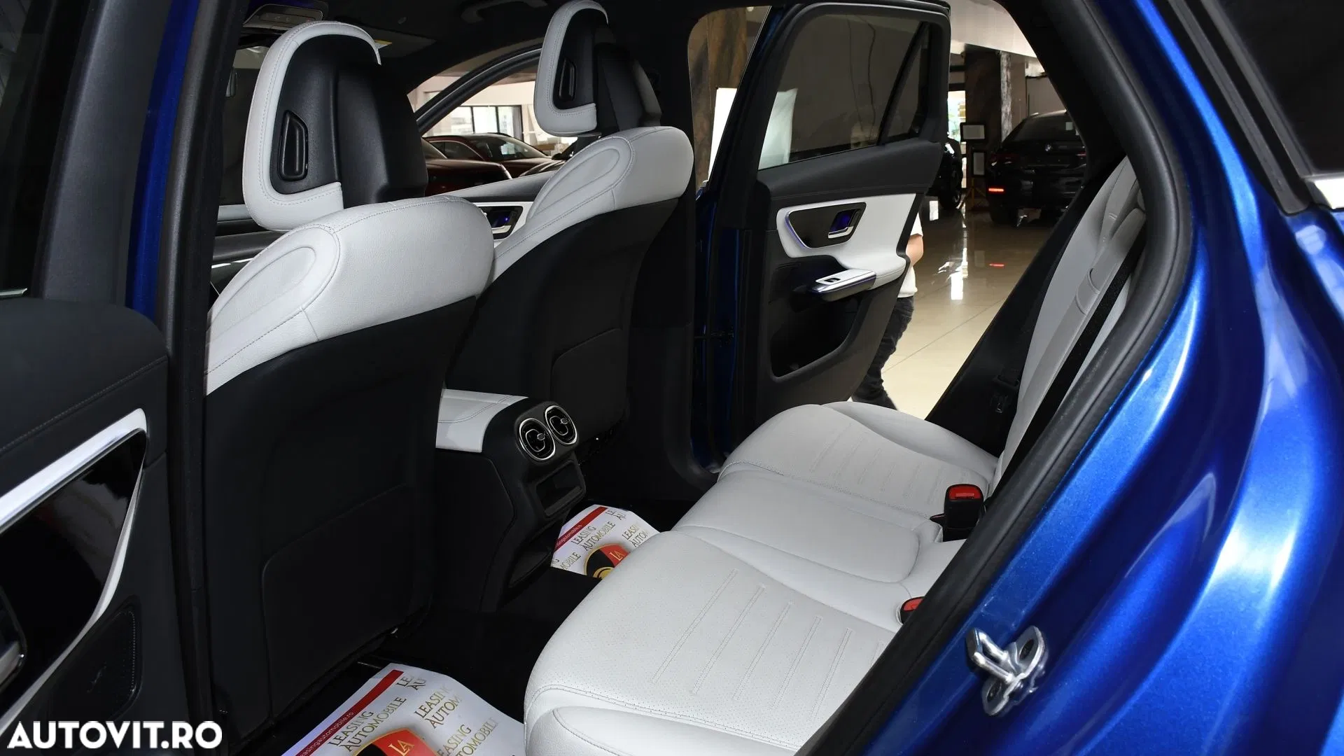2023 Mercedes-Benz GLC 300 de 4Matic 9G-TRONIC Edition AMG Line, photograph 12