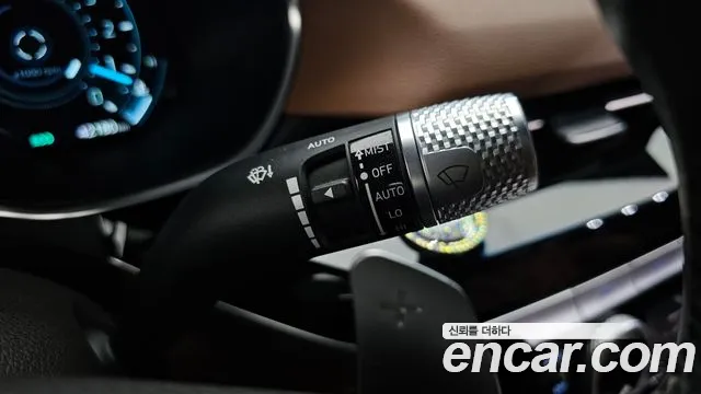 Genesis G80 Gasoline 2.5 Turbo AWD — photo 1 of 33