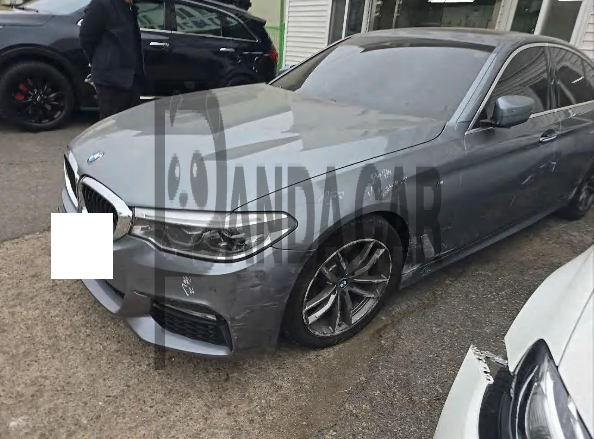 2018 BMW 520d xDrive, photograph 2