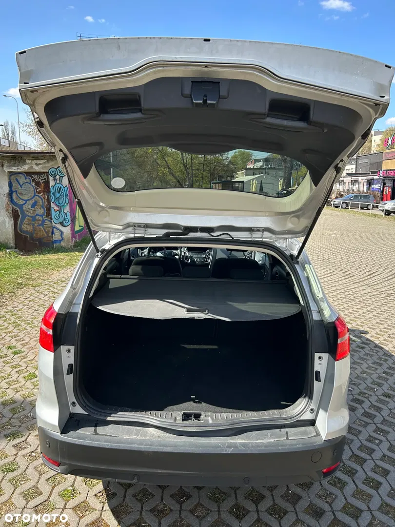 2016 Ford Focus 1.5 TDCi Gold X, photograph 12