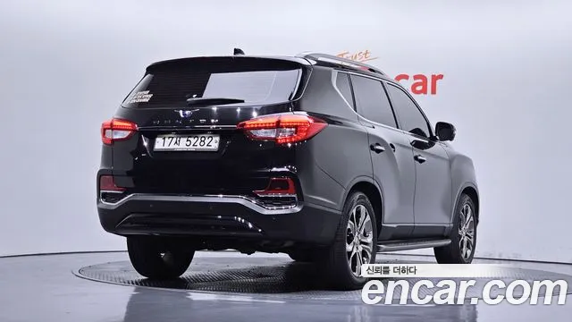 KG_Mobility_Ssangyong Rexton Diesel 2.2 4WD — photo 1 of 33