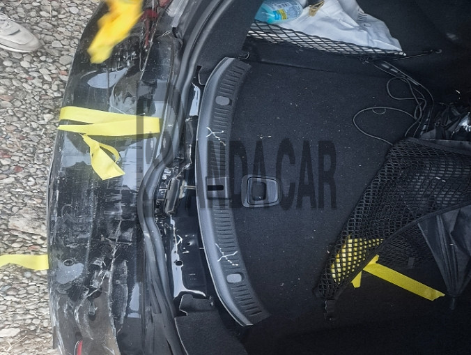 2019 Mercedes-Benz E300, photograph 2