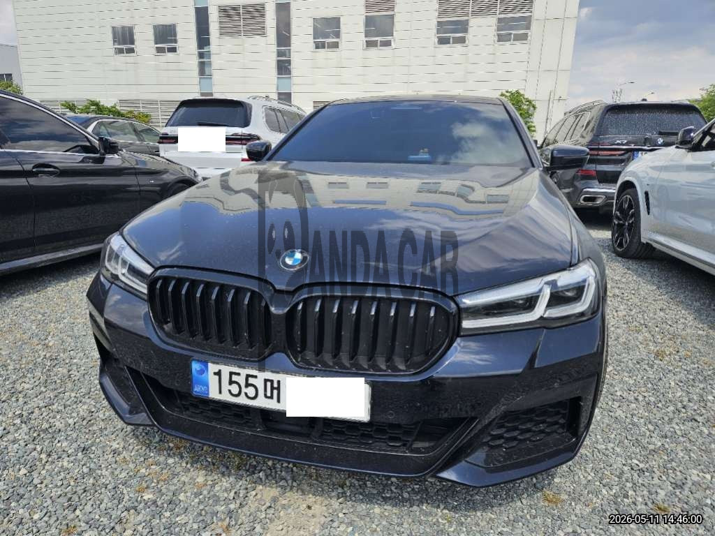 2022 BMW 530i, photograph 2