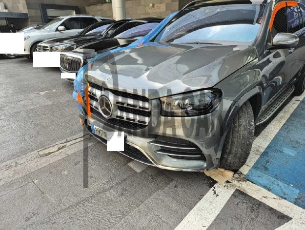 2022 Mercedes-Benz GLS400 d 4MATIC, photograph 4