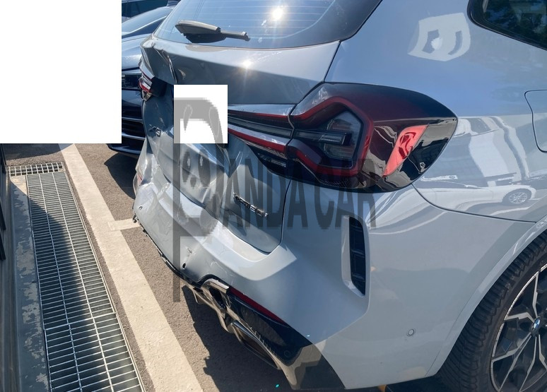 2023 BMW X3 xDrive20i, photograph 1