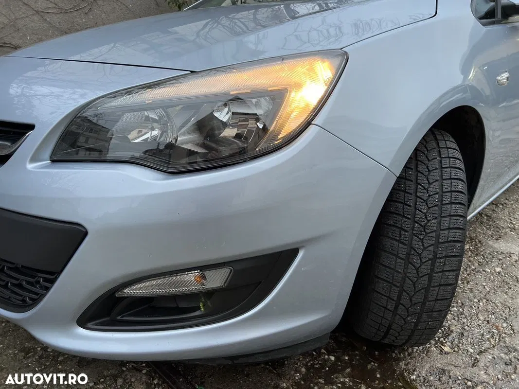 2018 Opel Astra 1.6 CDTI Start/Stop Cosmo, photograph 6
