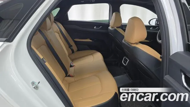 2022 Kia K5 2.0, photograph 8