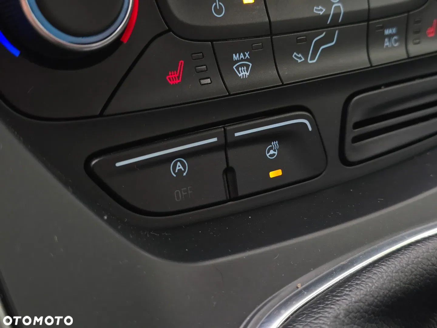 2017 Ford Kuga 1.5 EcoBoost 2x4 Titanium, photograph 9