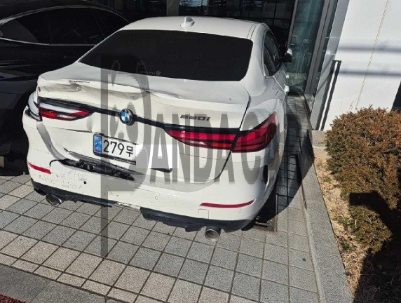 2024 BMW 220i Gran Coupe, photograph 2