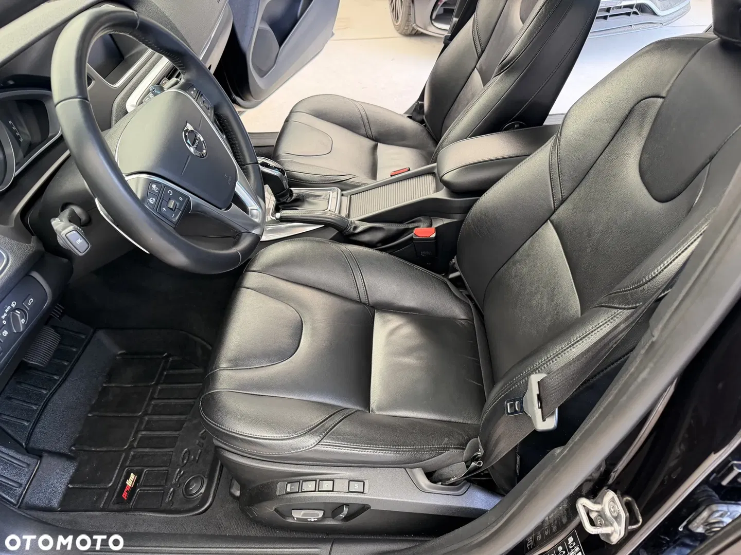 2017 Volvo V40 D4 Drive-E Inscription, photograph 8