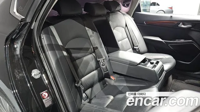 2017 Kia K7 2.2 Diesel Limited, photograph 3