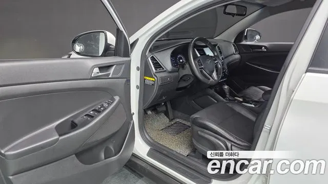 2018 Hyundai Tucson Diesel 1.7 2WD, photograph 2