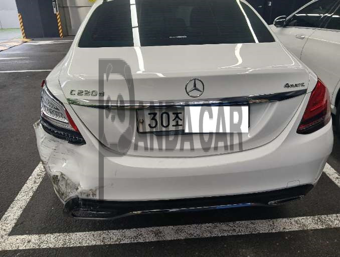 2019 Mercedes-Benz C220 d 4Matic, photograph 3