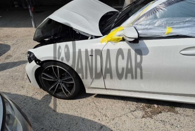 2019 BMW 330i M Sport Package, photograph 9