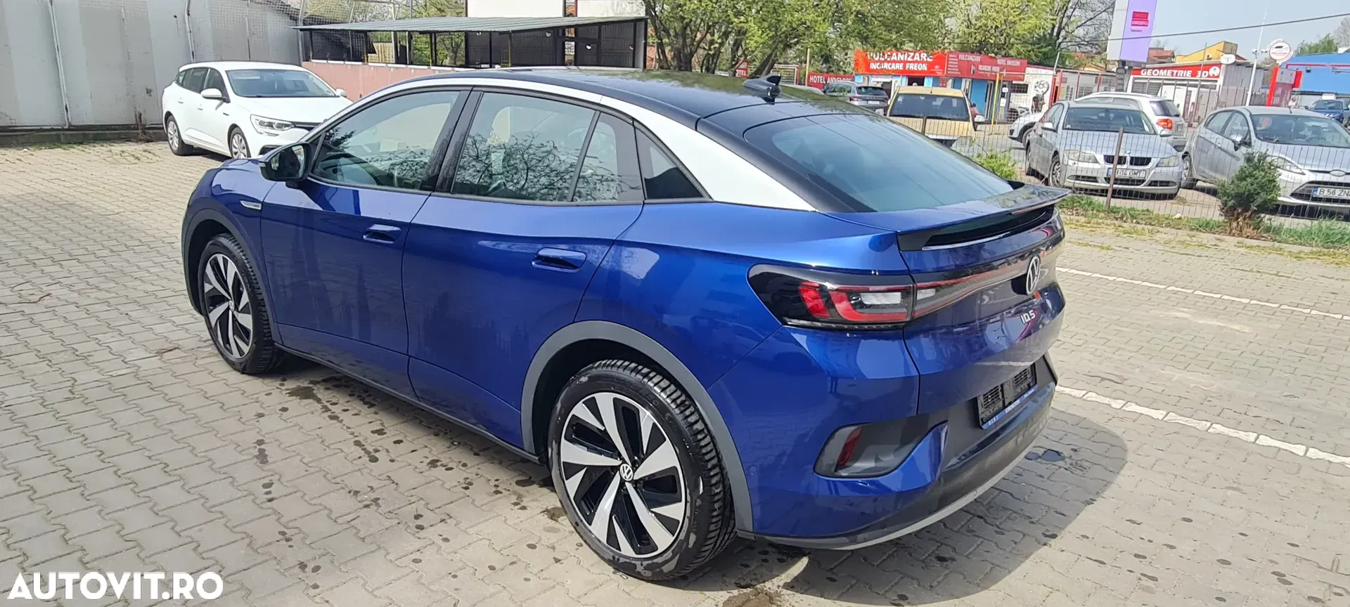2023 Volkswagen ID.5 77 kWh Pro Performance, photograph 2