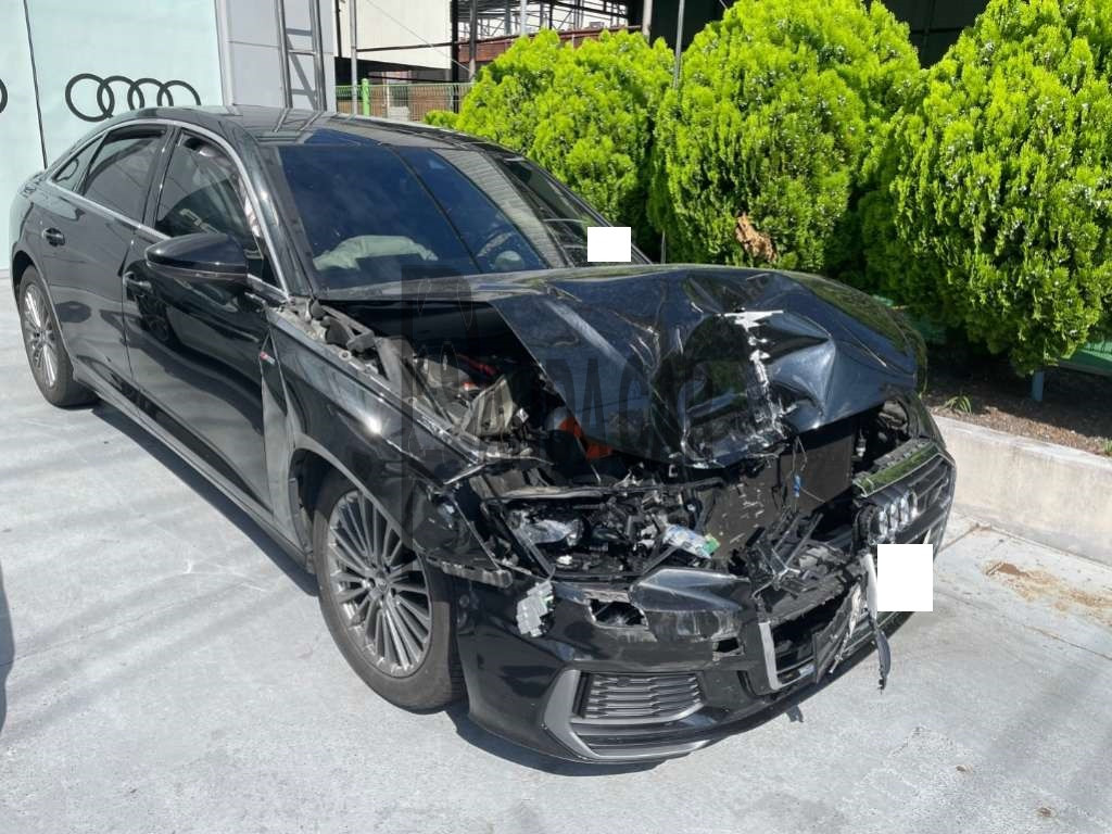 2020 Audi A6 45 TFSI, photograph 3