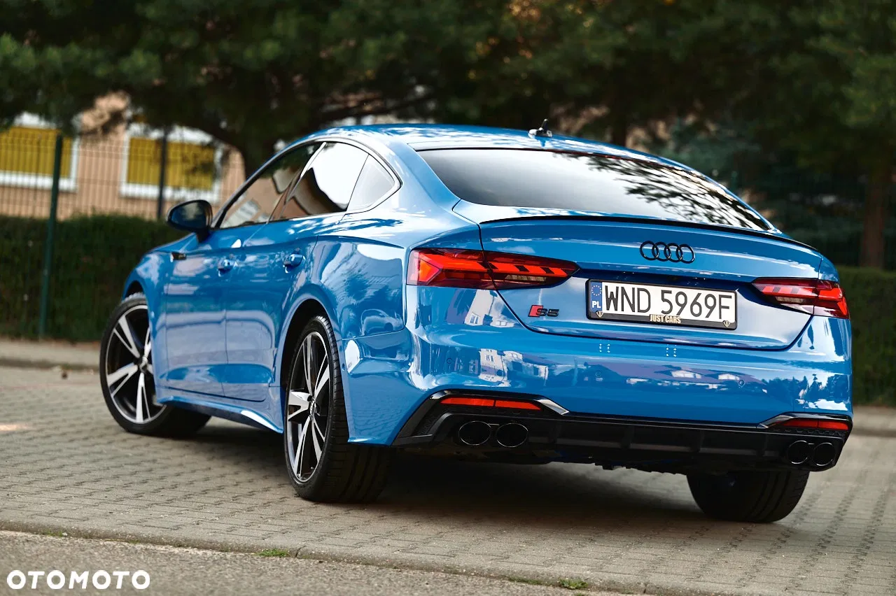 2020 Audi S5 Sportback, photograph 2