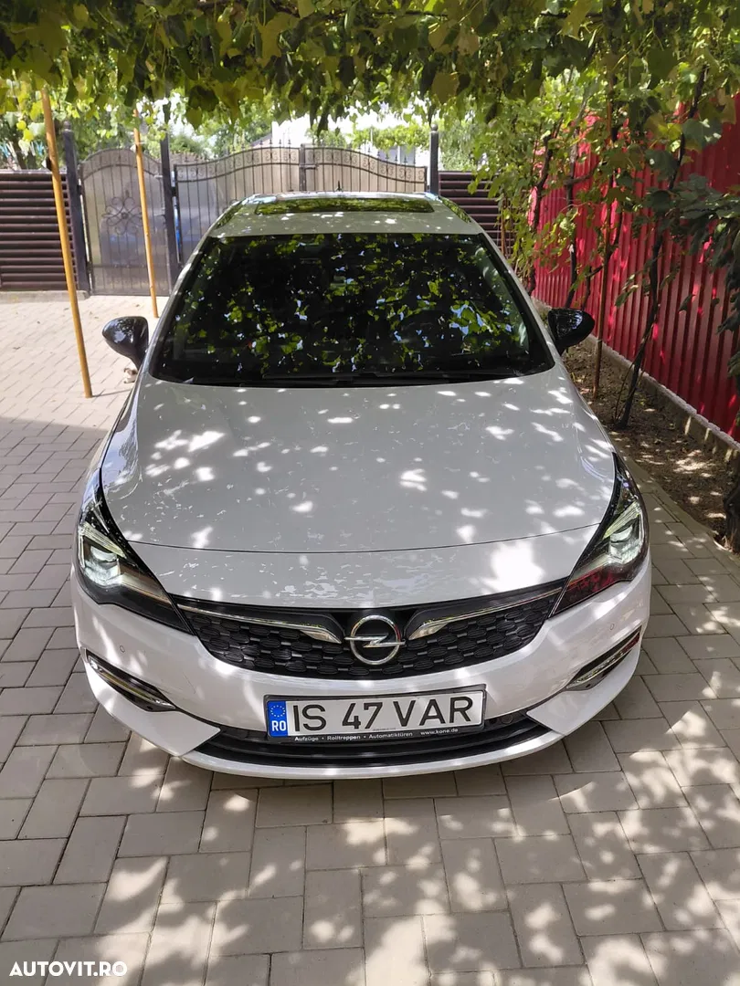 2022 Opel Astra 1.5 Start/Stop Aut. Elegance, photograph 1
