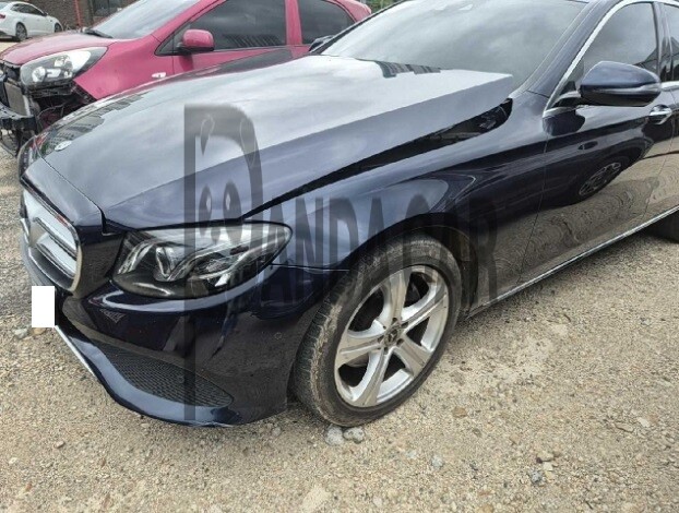 2018 Mercedes-Benz E220 d, photograph 4