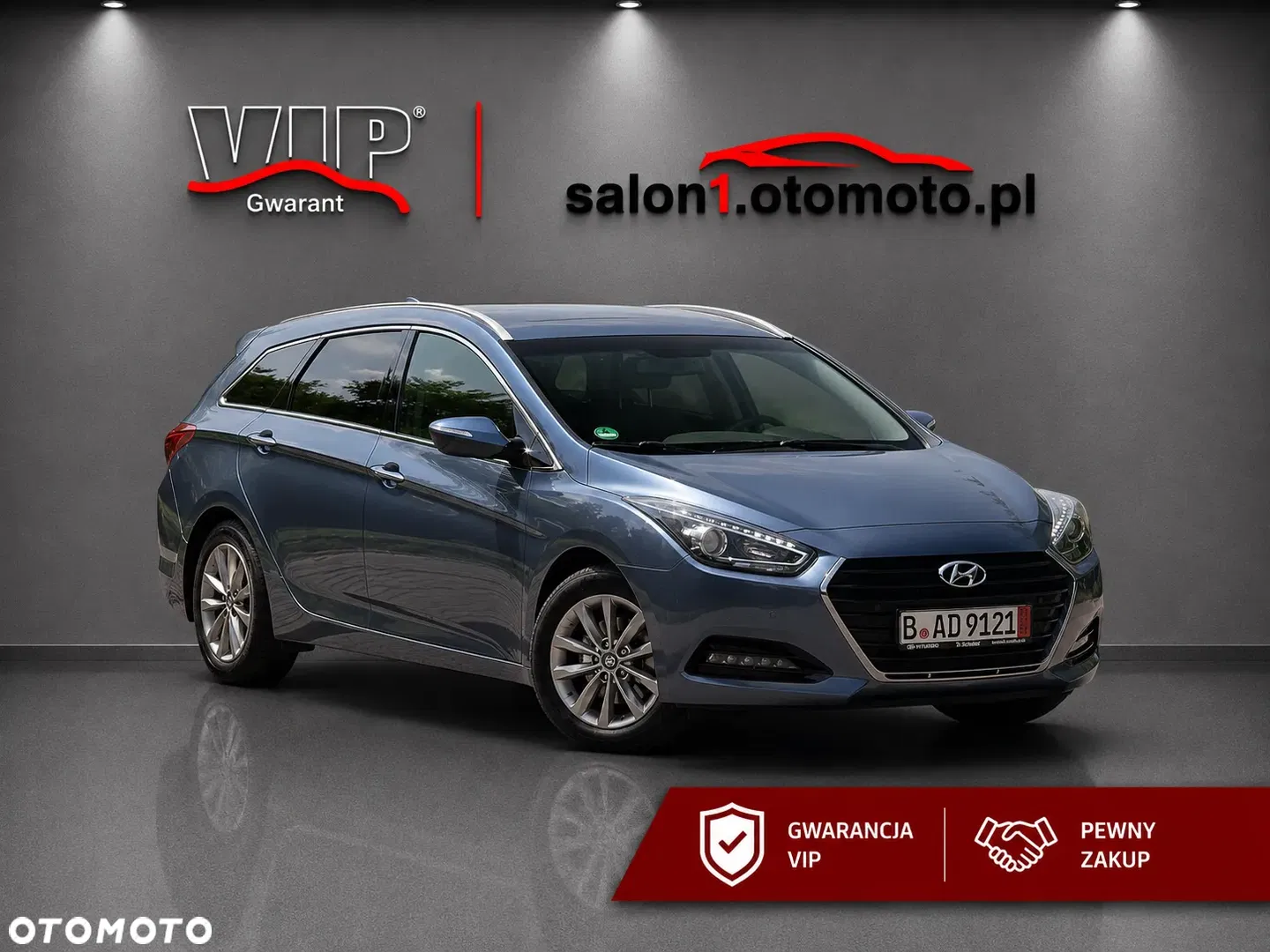 Hyundai i40 Kombi blue 1.6 Family+ — photo 1 of 40