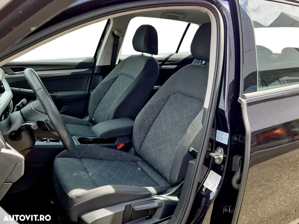 2021 Volkswagen Golf 1.0 eTSI MHEV 110CP DSG Life, photograph 11