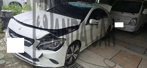 2017 Mercedes-Benz CLA250 4Matic, photograph 1