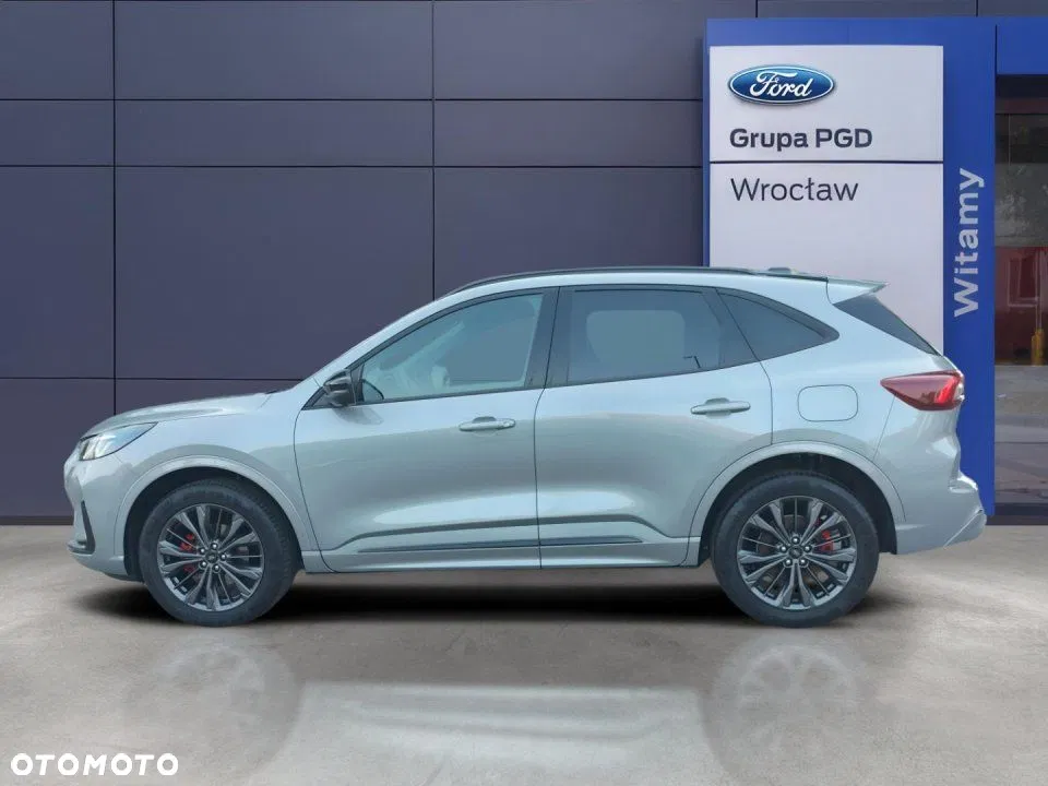 2026 Ford Kuga, photograph 2