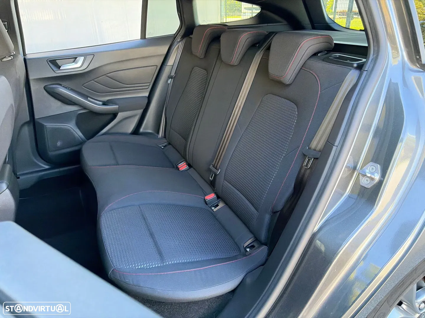 2019 Ford Focus SW 1.0 EcoBoost ST-Line, photograph 11