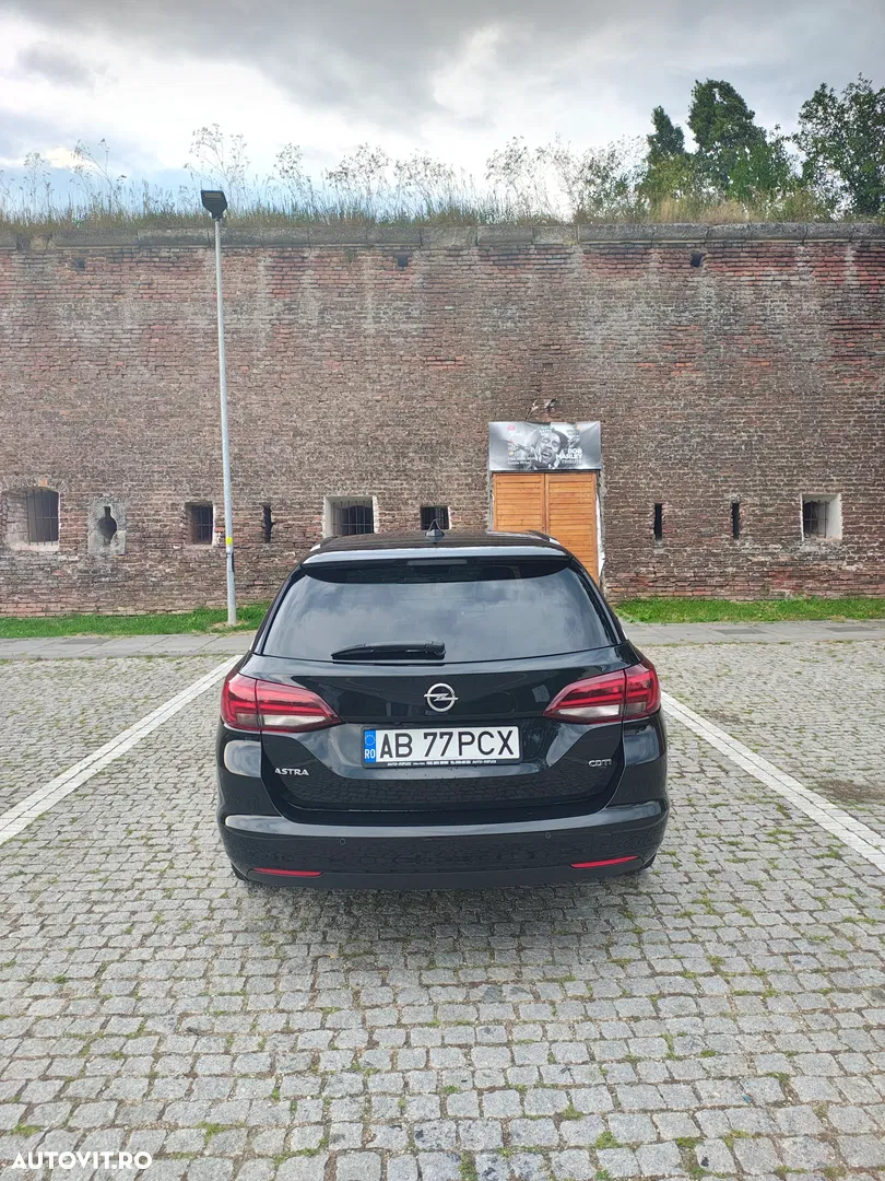 2017 Opel Astra 1.6 CDTI ECOTEC Start/Stop Innovation, photograph 6