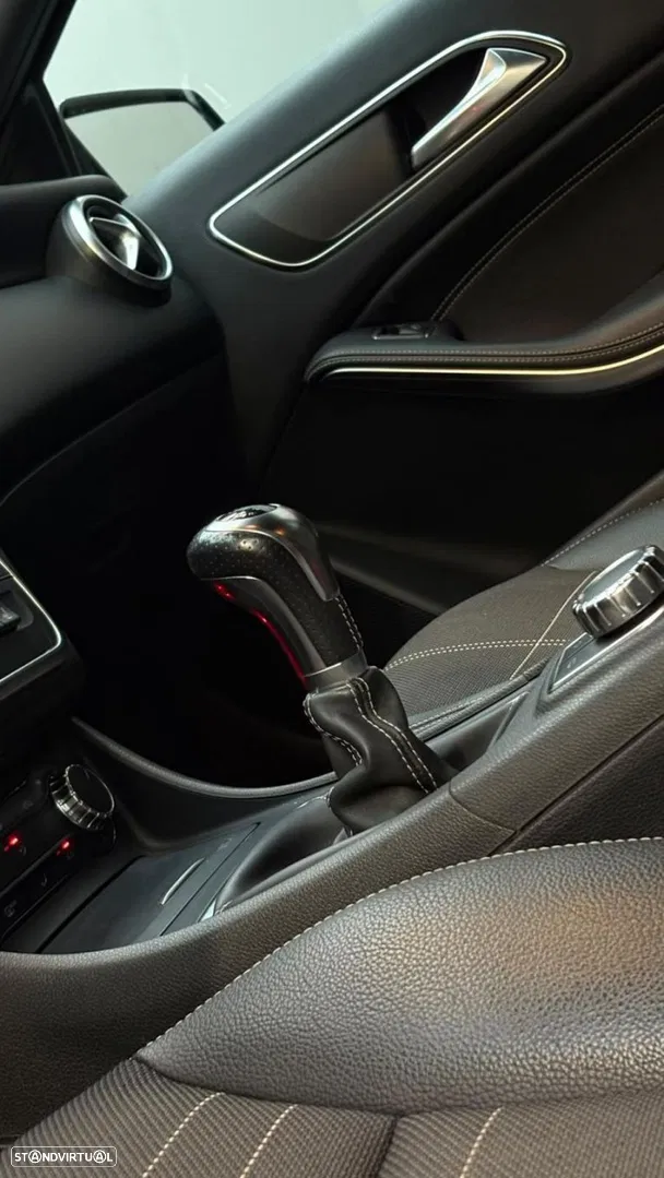 2013 Mercedes-Benz Classe A CDI (BlueEFFICIENCY) Urban, photograph 12
