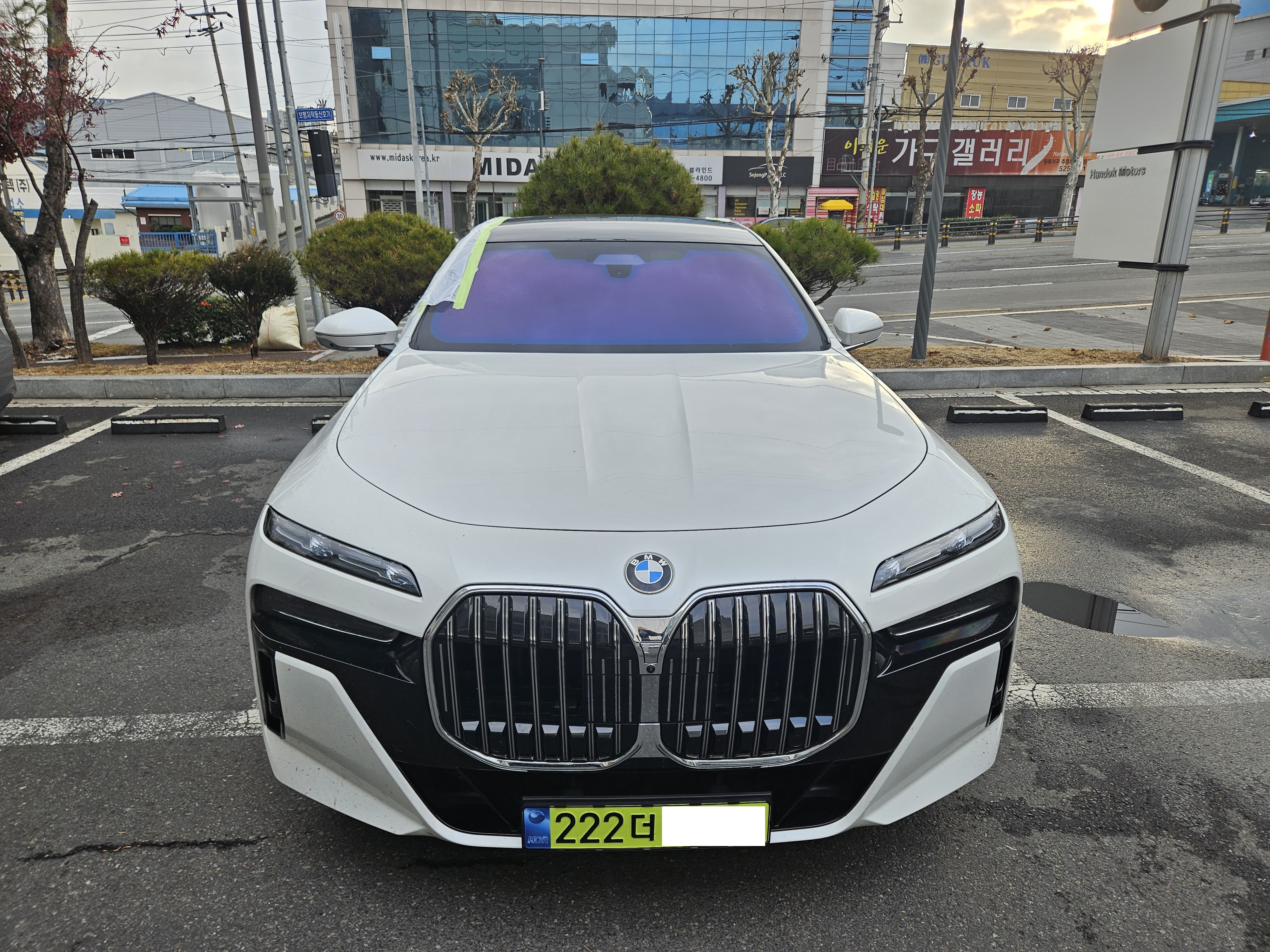 2025 BMW 740d xDrive, photograph 1