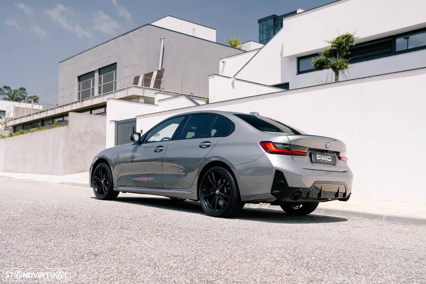 2024 BMW Série 3 e Pack M Auto, photograph 2