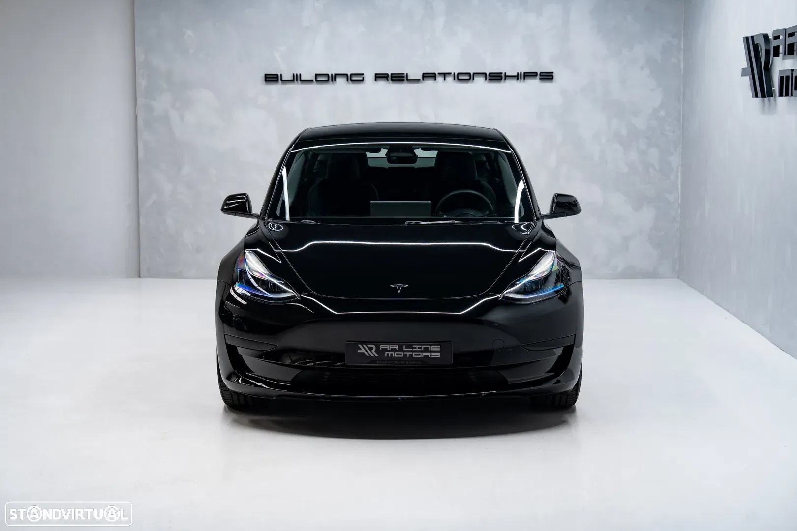 2023 Tesla Model 3 Standard Range Plus RWD, photograph 5
