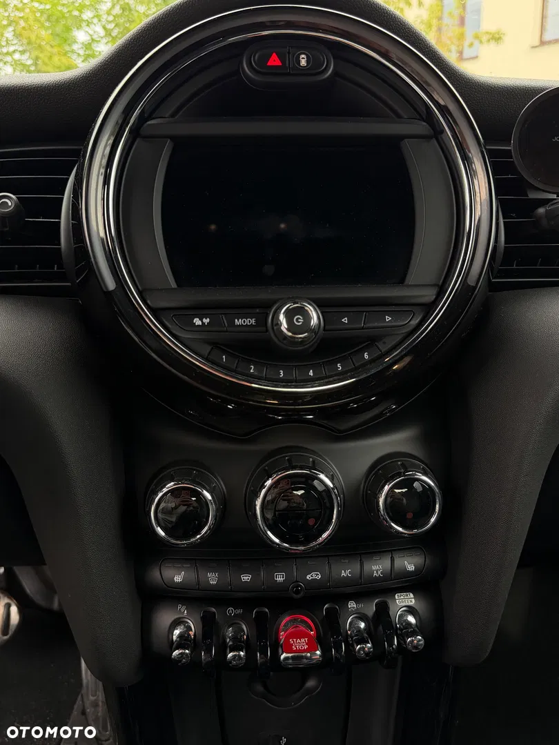 2021 MINI Cooper S John Works Trim, photograph 6