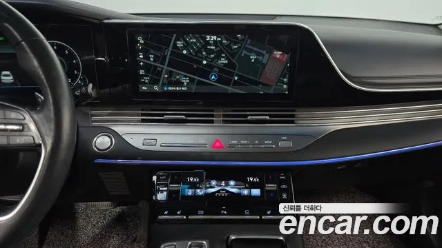 2021 Hyundai Grandeur 2.5, photograph 3
